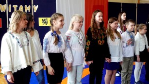 Uczniowie ukraińscy występują