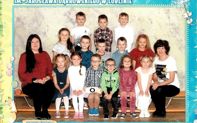 Zdjęcie grupowe dzieci z oddziału przedszkolnego